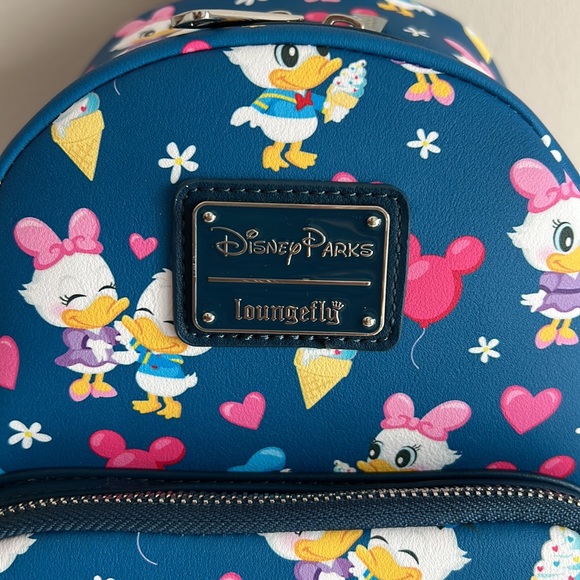 Donald & Daisy Duck Loungefly Mini Backpack & Mickey Baby cardholder bundle - Picture 4 of 11